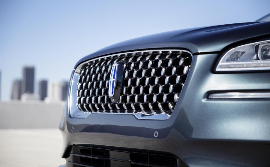 Детали экстерьера Lincoln Corsair Grand Touring 2020 года  (фото 8 из 22)